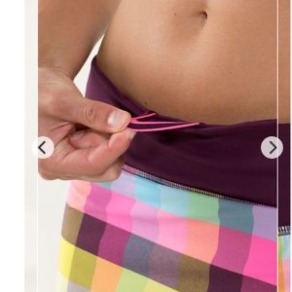 Lululemon Run: Speed Short Sea Check Multi / Plum Plaid | Size 6 - Picture 10 of 11